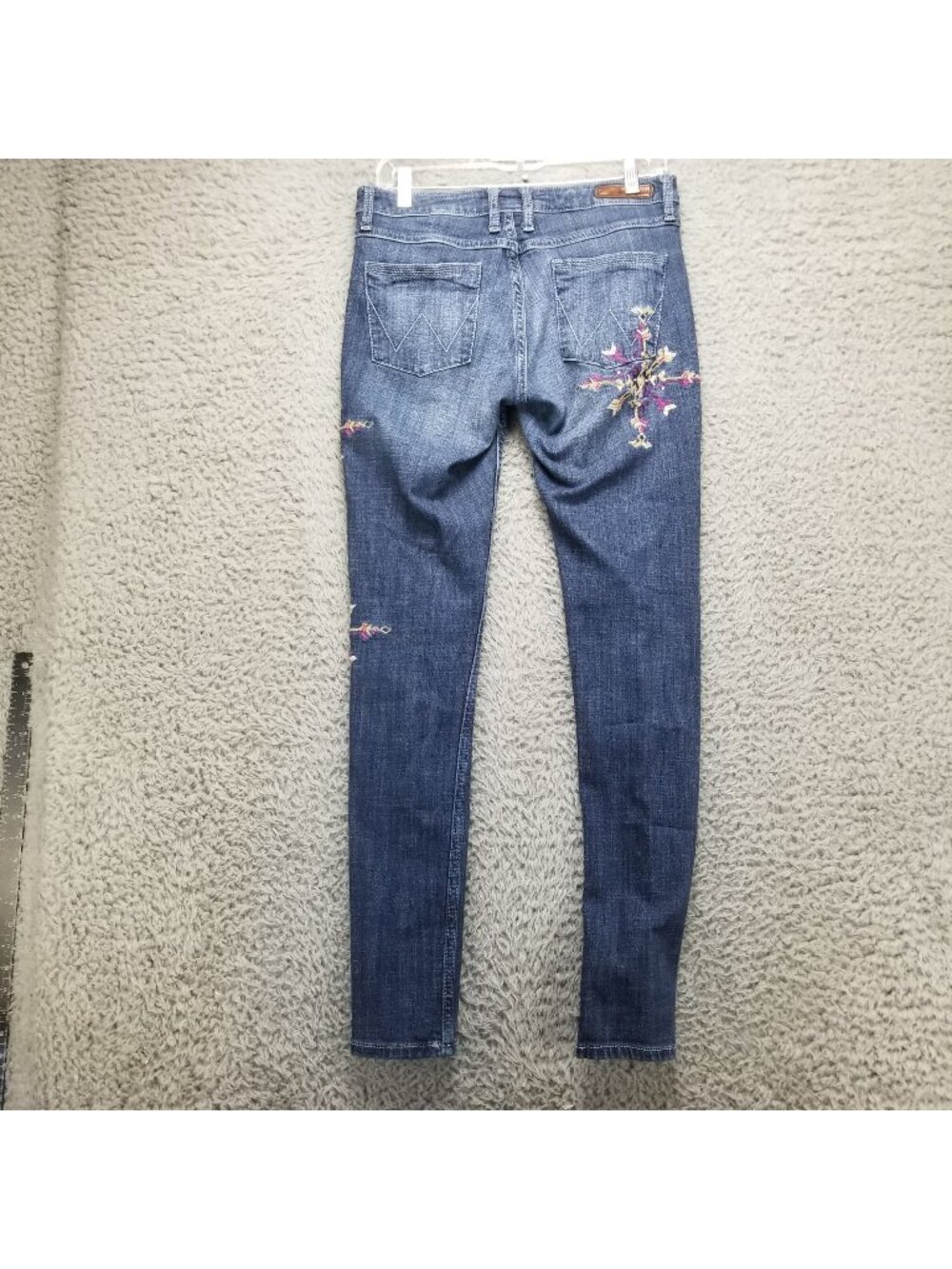 Wrangler Jeans Womens 3 Blue Stretch Skinny Leg Embroidered Denim